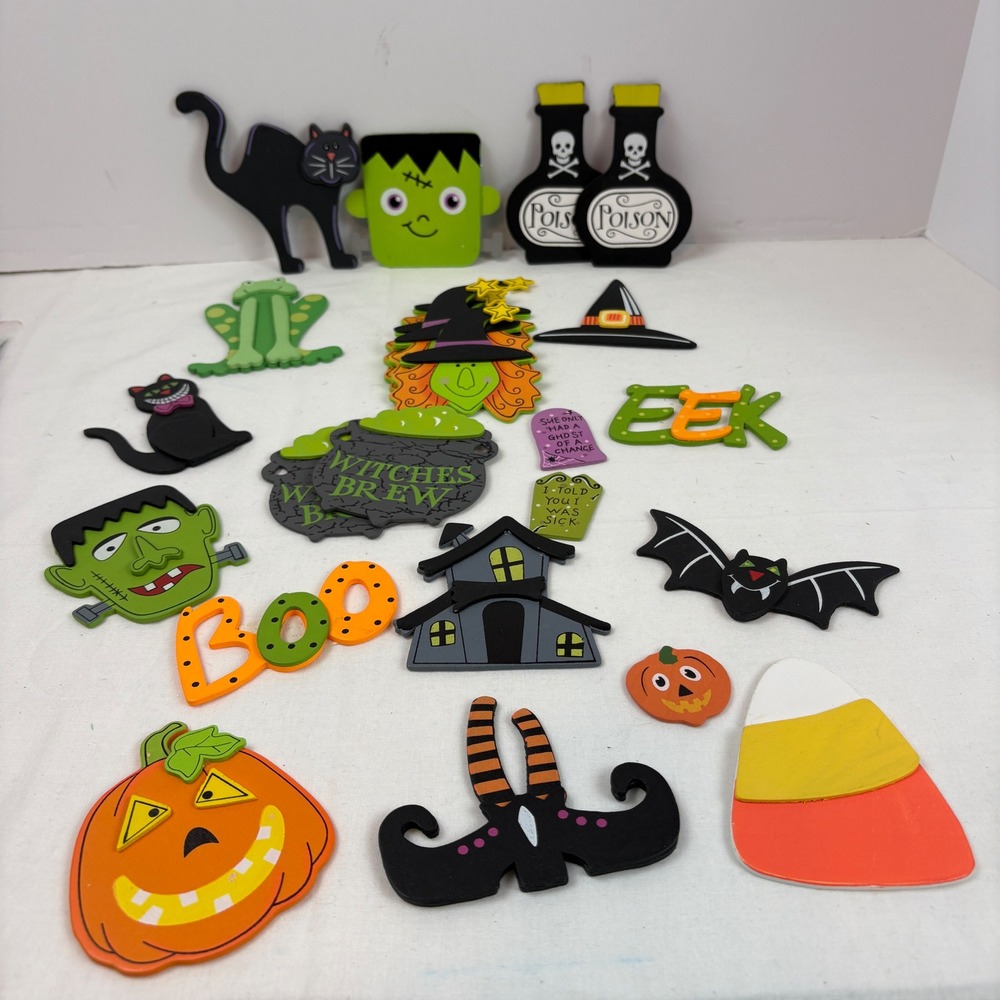 Halloween 3D Woodcrafts Mixed Lot Witches Brew Haunted House Craft Accents